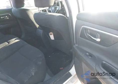 2015 Nissan Altima 2.5 S из США, поврежденный, VIN 1N4AL3AP8FC489026